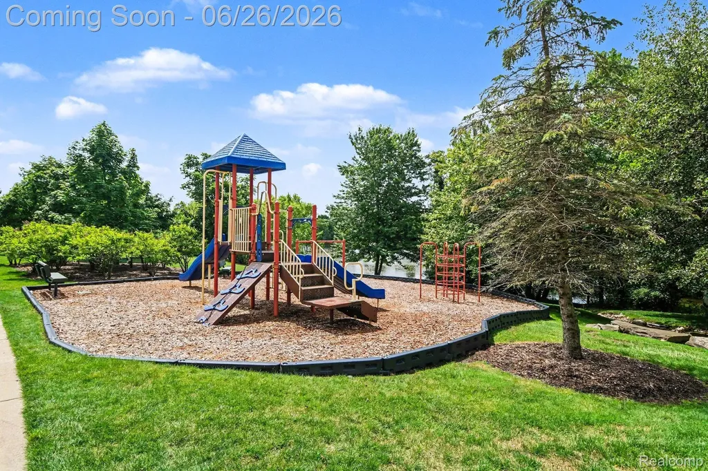 49847 Parkside Drive Northville Township MI 48168