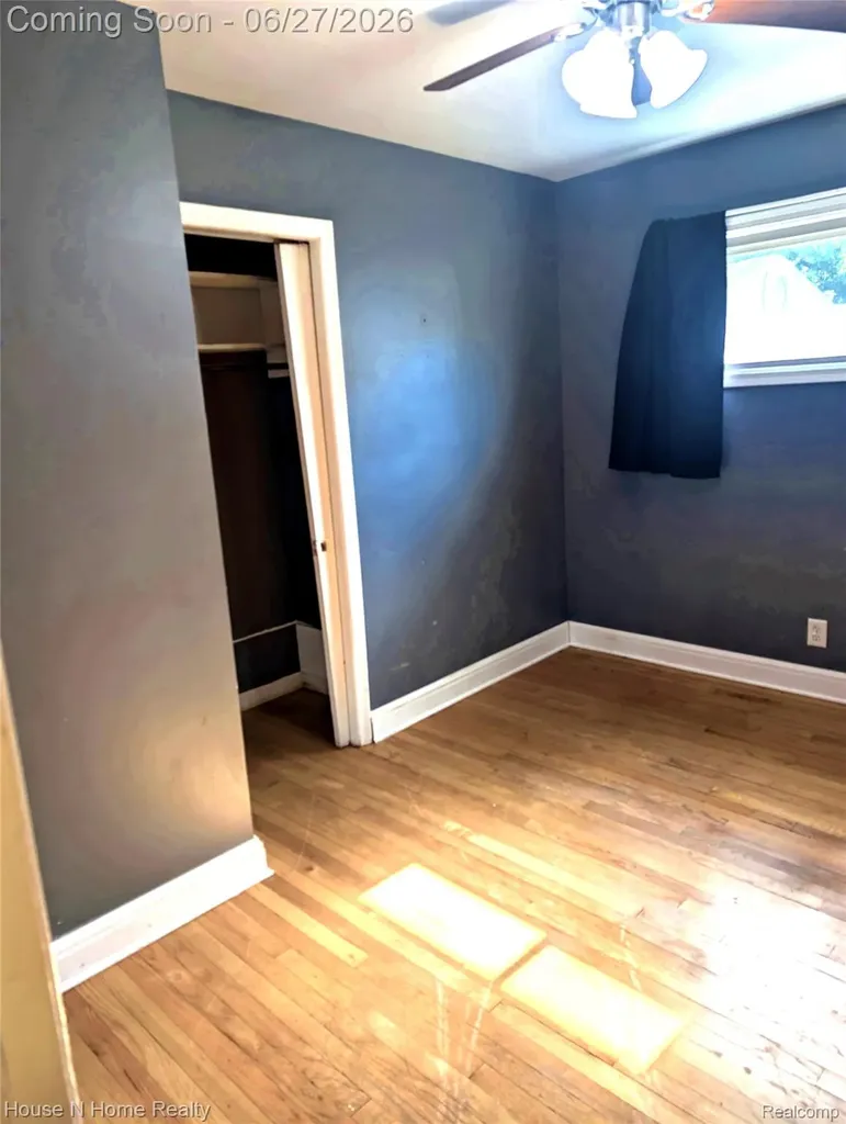 3998 Capitol Avenue Warren City MI 48091