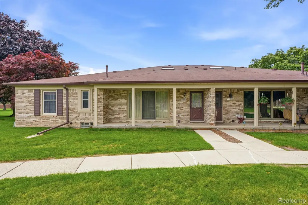 14897 Dover Court Shelby Charter Township MI 48315