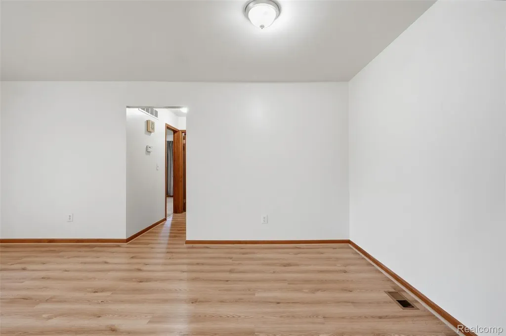 14897 Dover Court Shelby Charter Township MI 48315