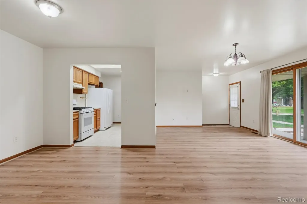 14897 Dover Court Shelby Charter Township MI 48315