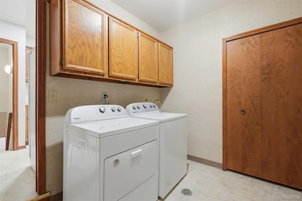 14897 Dover Court Shelby Charter Township MI 48315