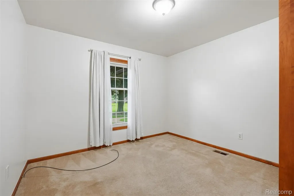 14897 Dover Court Shelby Charter Township MI 48315