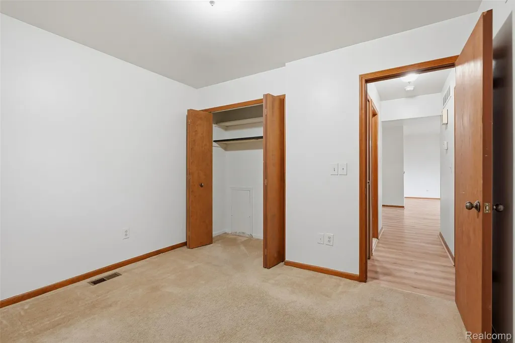 14897 Dover Court Shelby Charter Township MI 48315