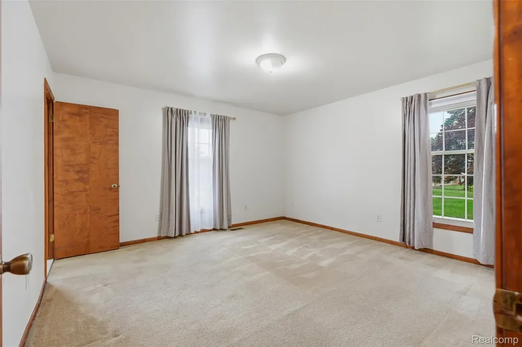 14897 Dover Court Shelby Charter Township MI 48315