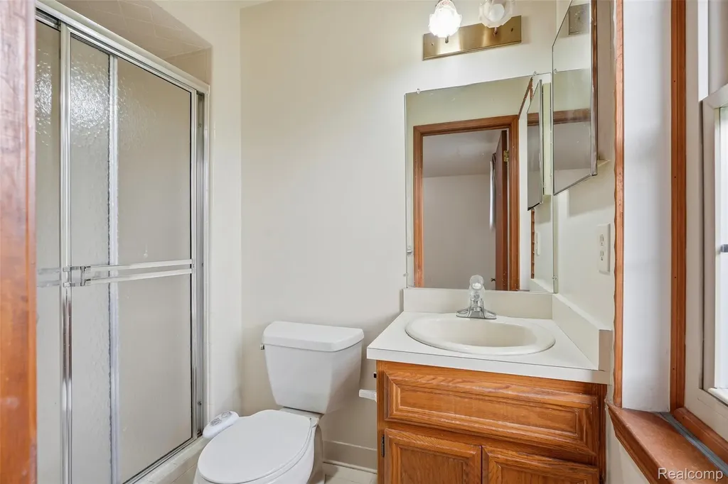 14897 Dover Court Shelby Charter Township MI 48315