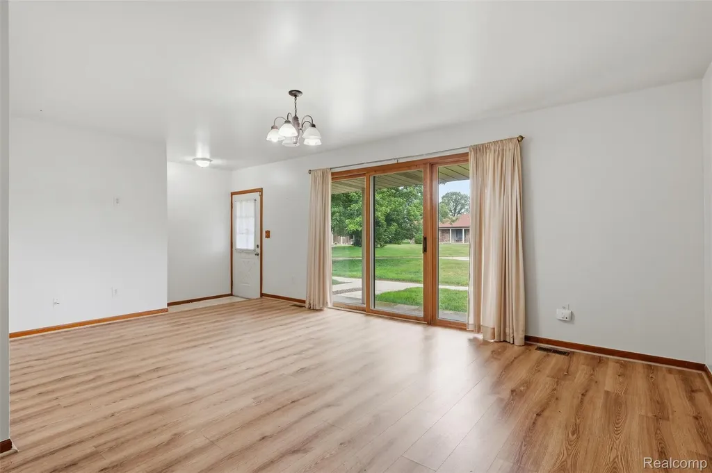 14897 Dover Court Shelby Charter Township MI 48315