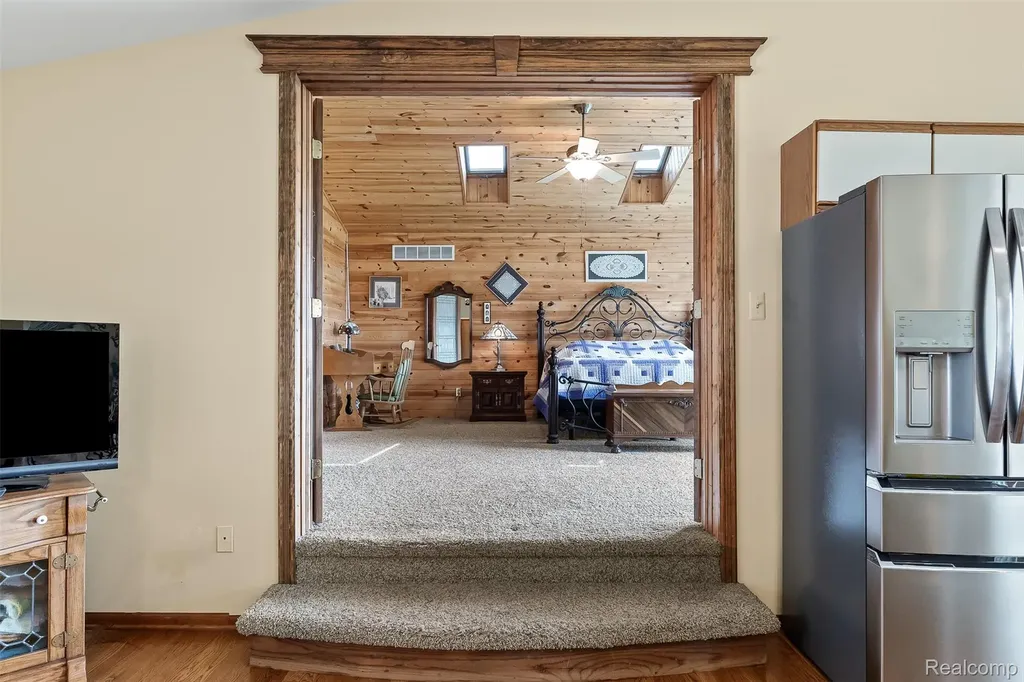 2745 Lari Court West Bloomfield Charter Township MI 48324