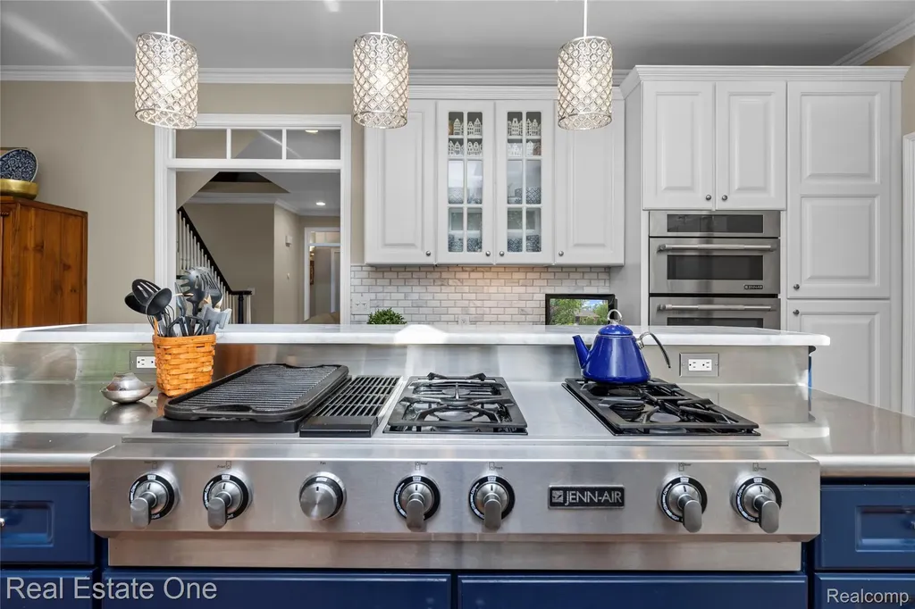 3633 Orion Oaks Drive Orion Charter Township MI 48360