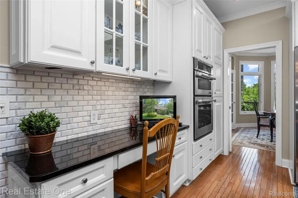 3633 Orion Oaks Drive Orion Charter Township MI 48360
