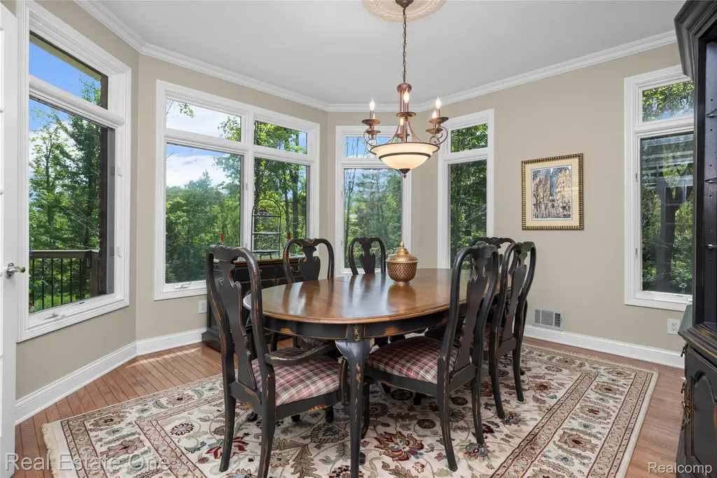 3633 Orion Oaks Drive Orion Charter Township MI 48360