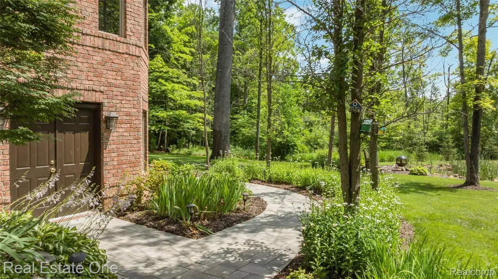 3633 Orion Oaks Drive Orion Charter Township MI 48360