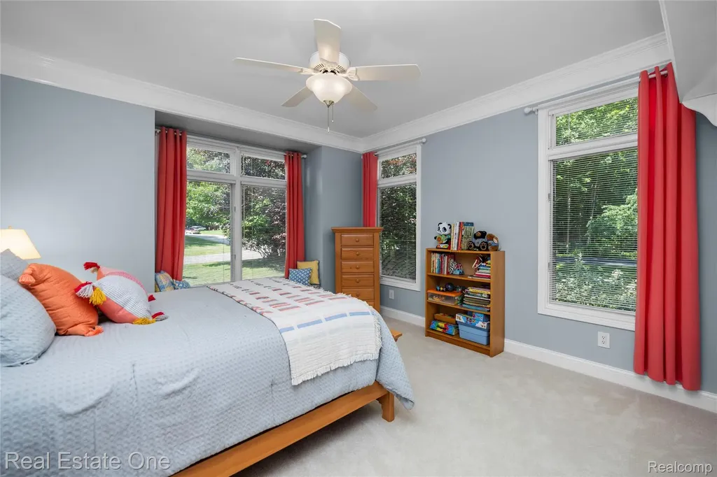 3633 Orion Oaks Drive Orion Charter Township MI 48360