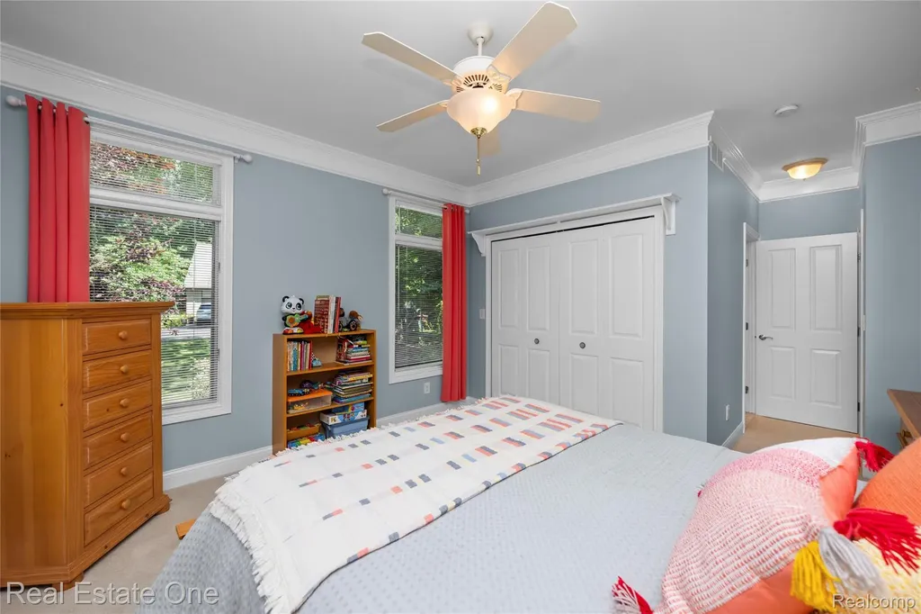 3633 Orion Oaks Drive Orion Charter Township MI 48360