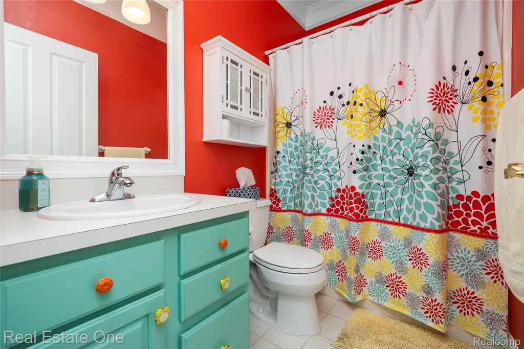 3633 Orion Oaks Drive Orion Charter Township MI 48360
