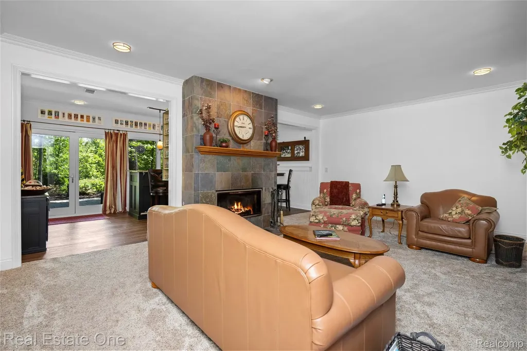 3633 Orion Oaks Drive Orion Charter Township MI 48360