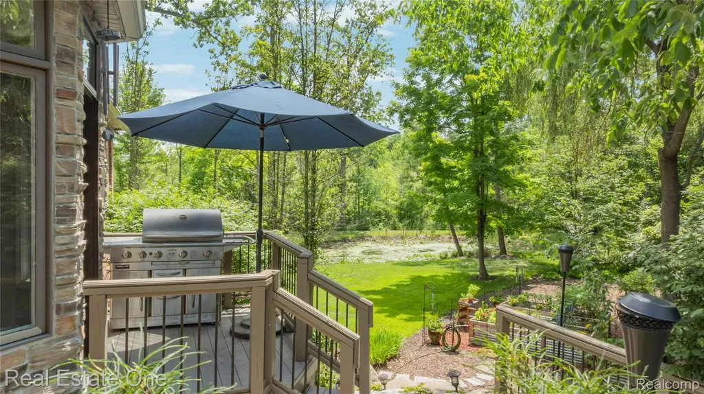 3633 Orion Oaks Drive Orion Charter Township MI 48360