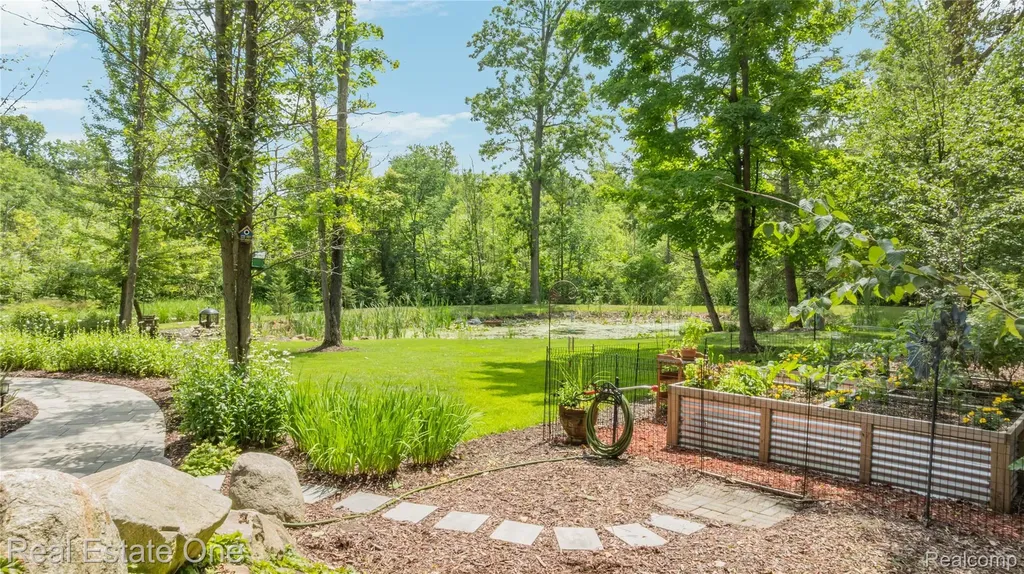 3633 Orion Oaks Drive Orion Charter Township MI 48360
