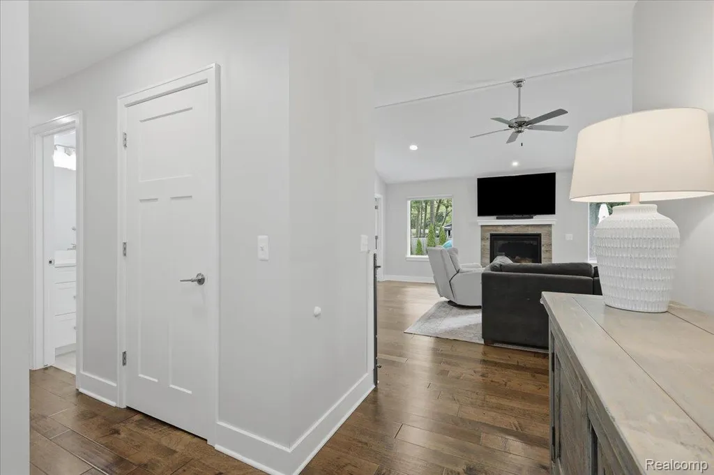 5915 Chickadee Lane Independence Charter Township MI 48346