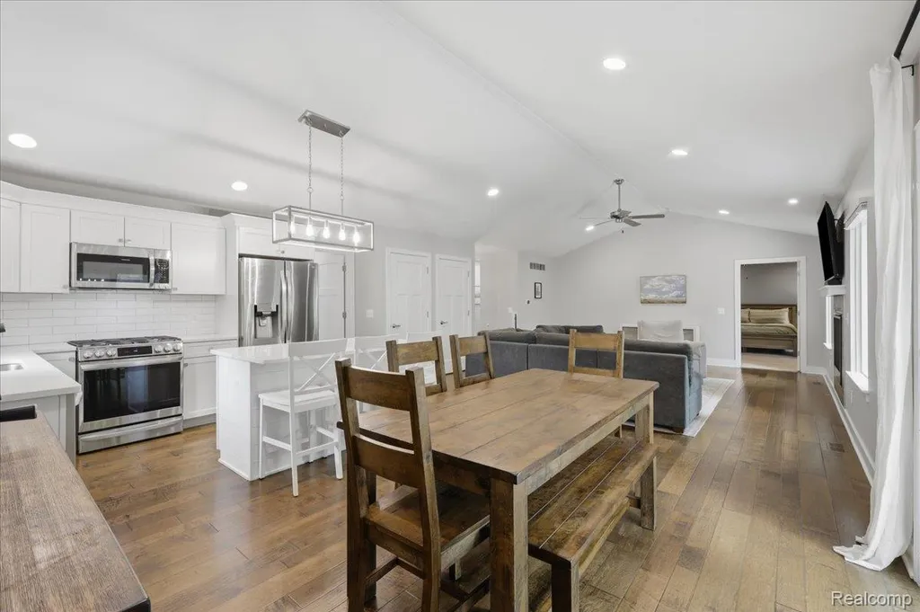 5915 Chickadee Lane Independence Charter Township MI 48346