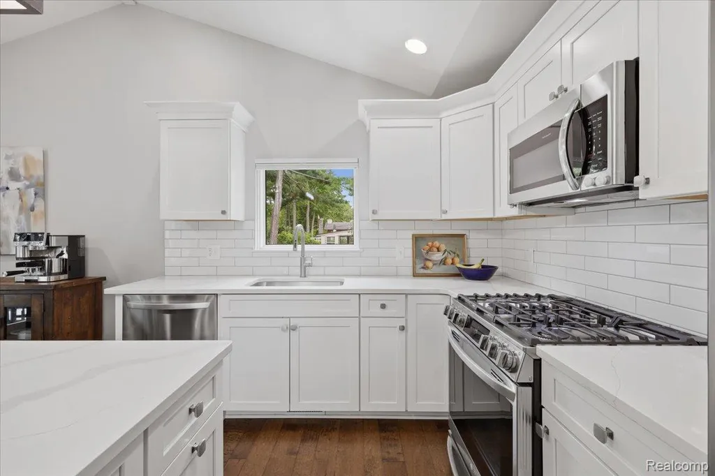 5915 Chickadee Lane Independence Charter Township MI 48346