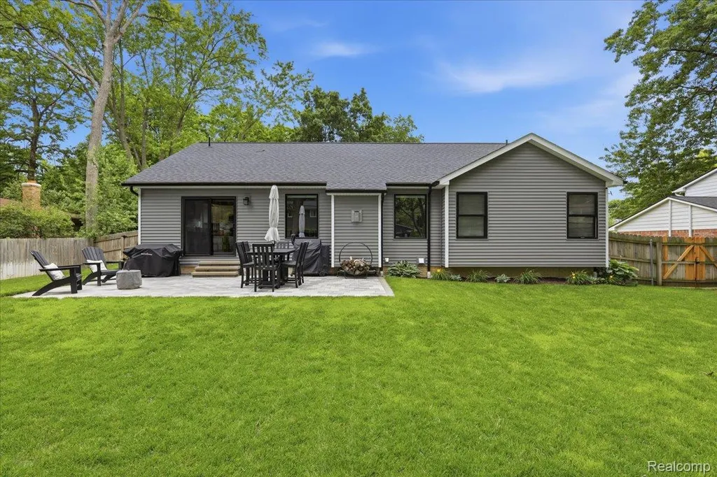 5915 Chickadee Lane Independence Charter Township MI 48346