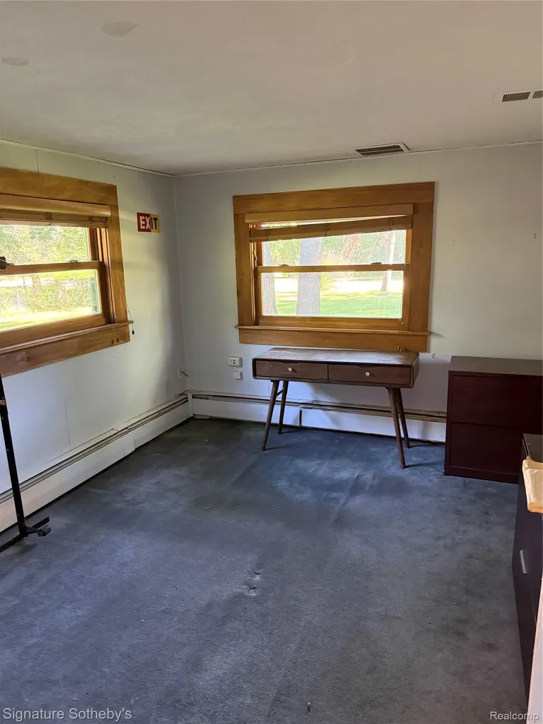1829 Wellington Avenue Bloomfield Hills City MI 48302