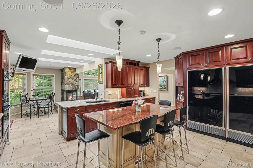 3794 Shellmarr Lane Bloomfield Hills City MI 48302