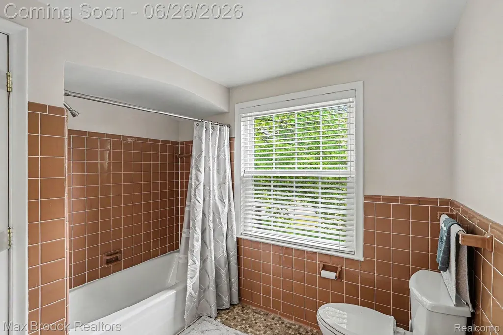 3794 Shellmarr Lane Bloomfield Hills City MI 48302