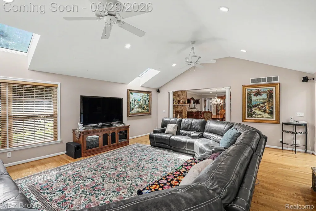 3794 Shellmarr Lane Bloomfield Hills City MI 48302