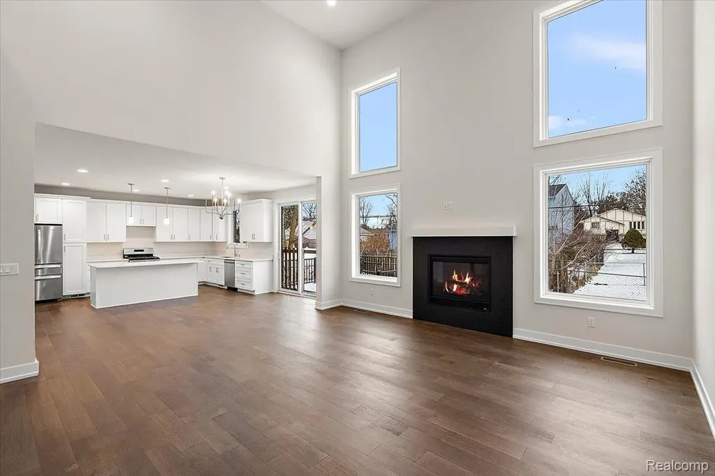 2911 Walsh Drive Rochester Hills City MI 48309