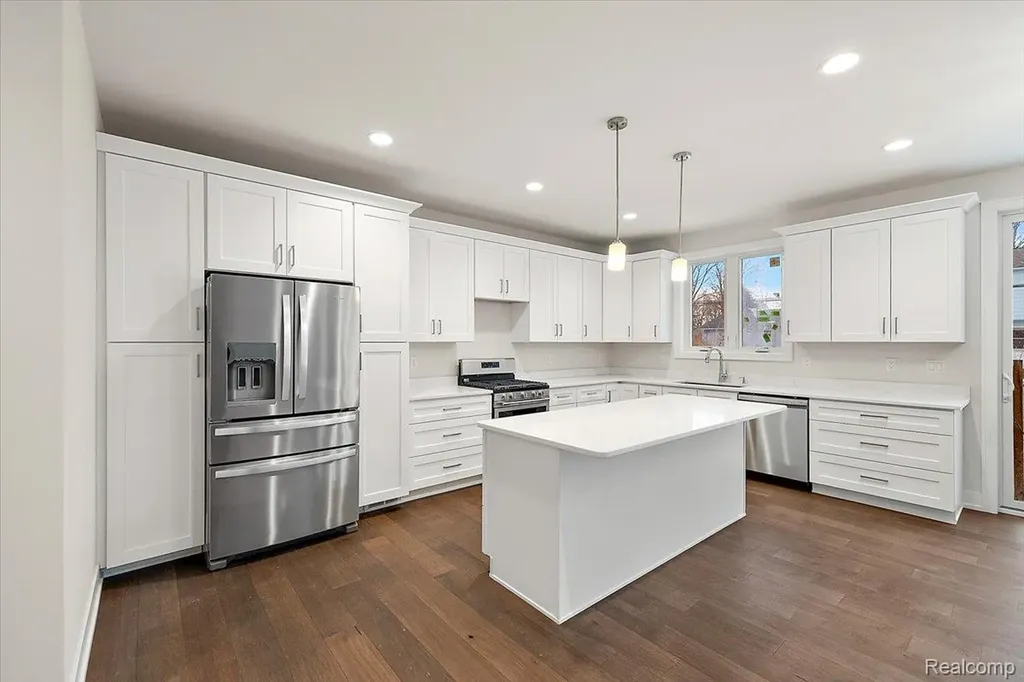 2911 Walsh Drive Rochester Hills City MI 48309