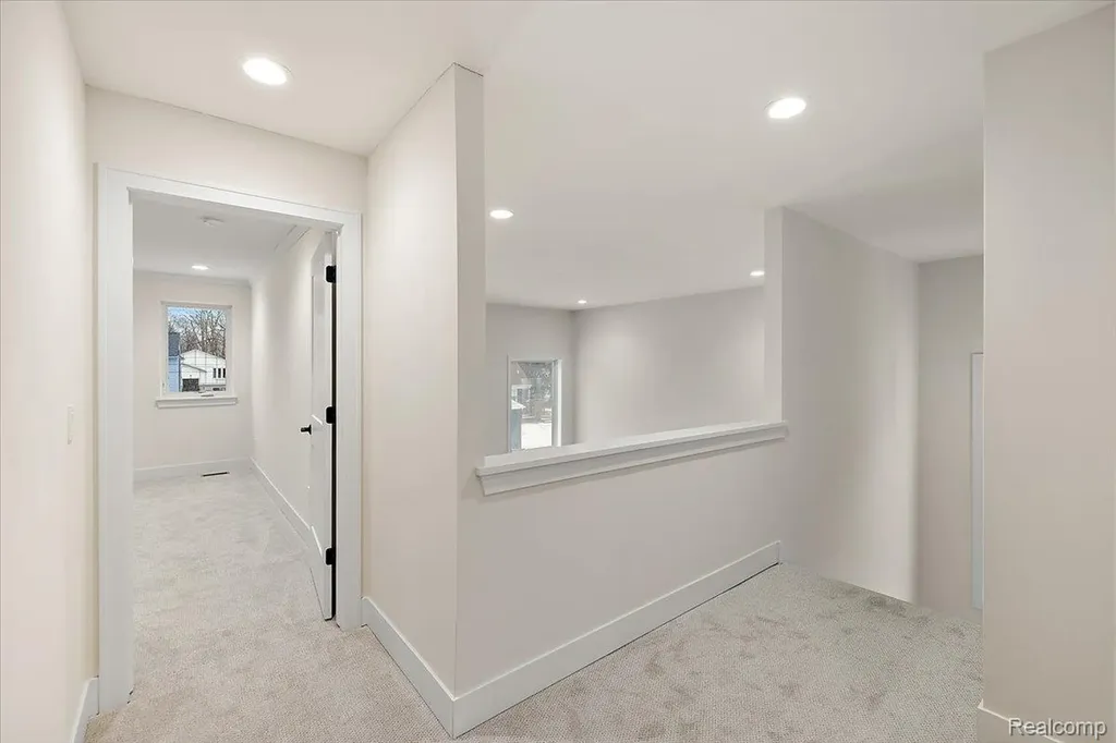 2911 Walsh Drive Rochester Hills City MI 48309