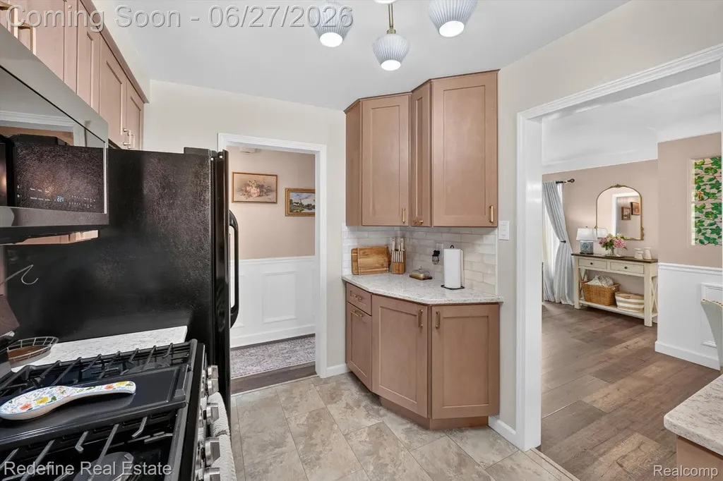 13547 Brest Street Southgate City MI 48195
