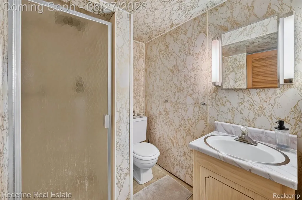 13547 Brest Street Southgate City MI 48195