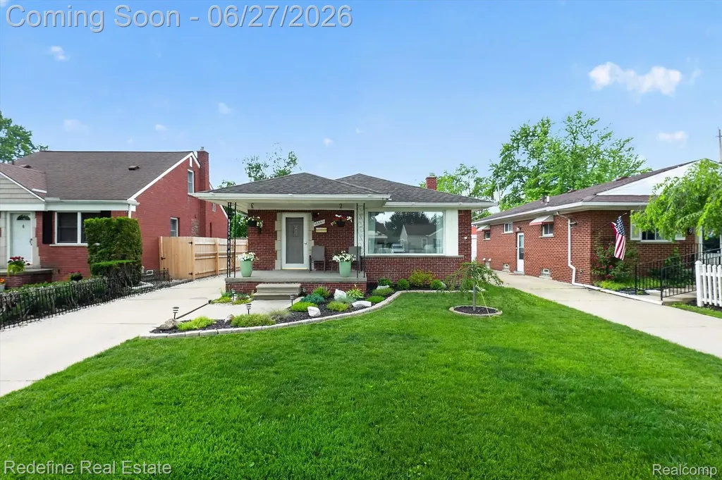 13547 Brest Street Southgate City MI 48195