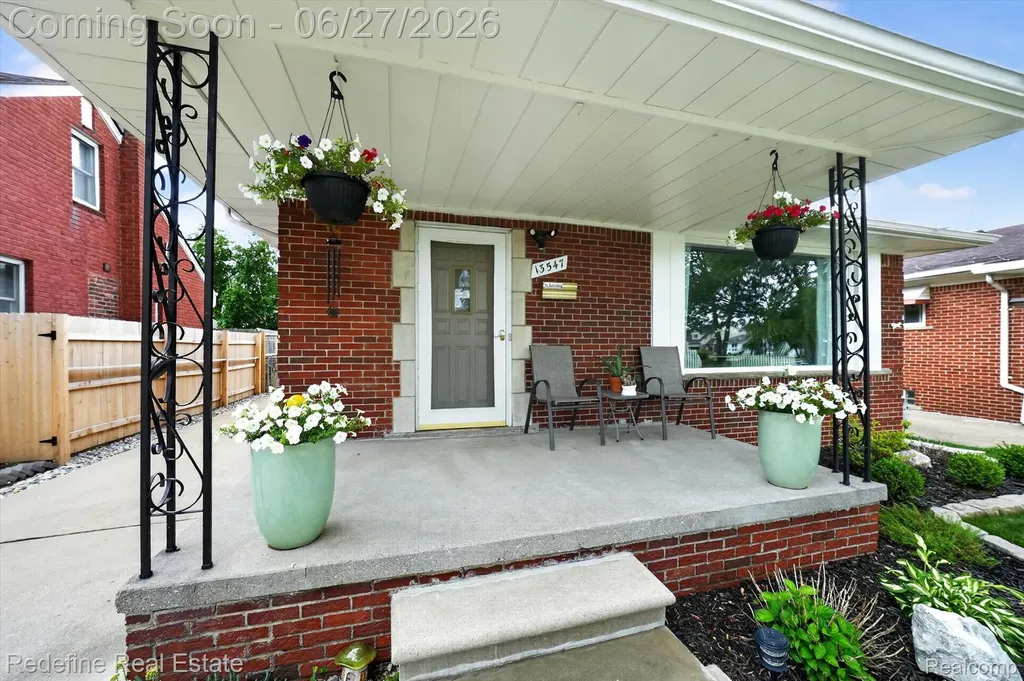 13547 Brest Street Southgate City MI 48195
