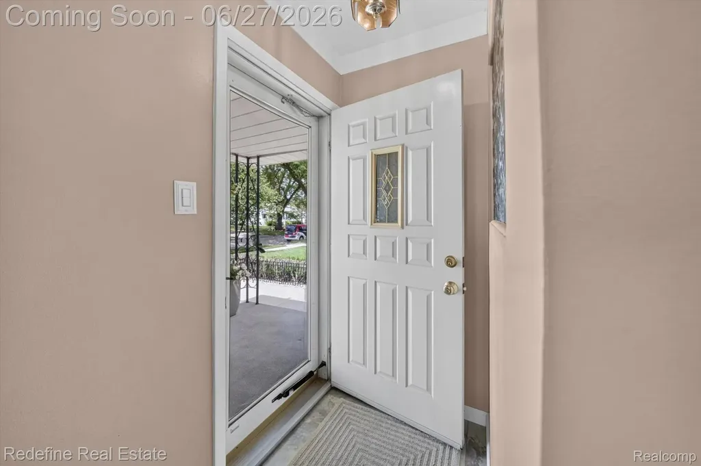 13547 Brest Street Southgate City MI 48195