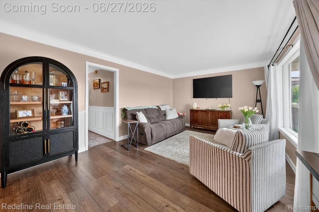 13547 Brest Street Southgate City MI 48195
