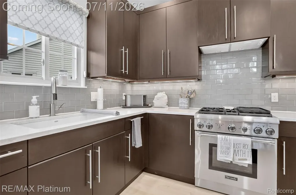 4455 Villa France Drive Genoa Township MI 48116