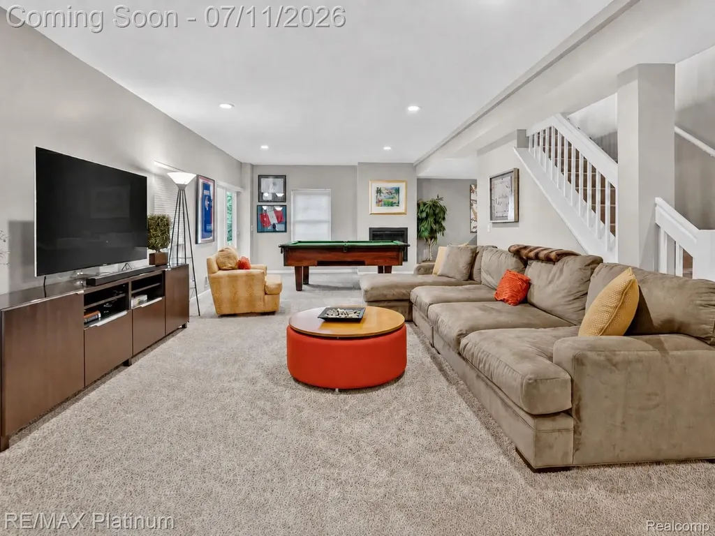 4455 Villa France Drive Genoa Township MI 48116