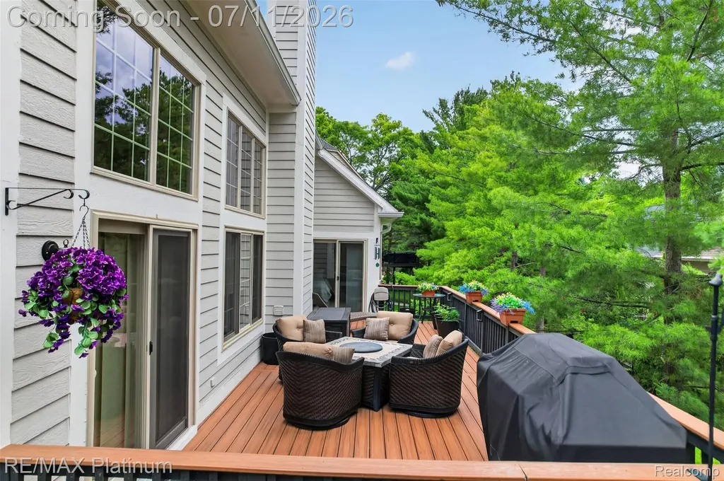 4455 Villa France Drive Genoa Township MI 48116