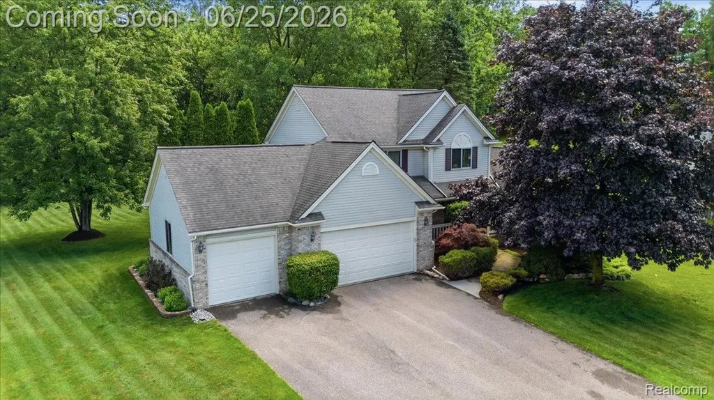 5762 Garnet Circle Independence Charter Township MI 48348