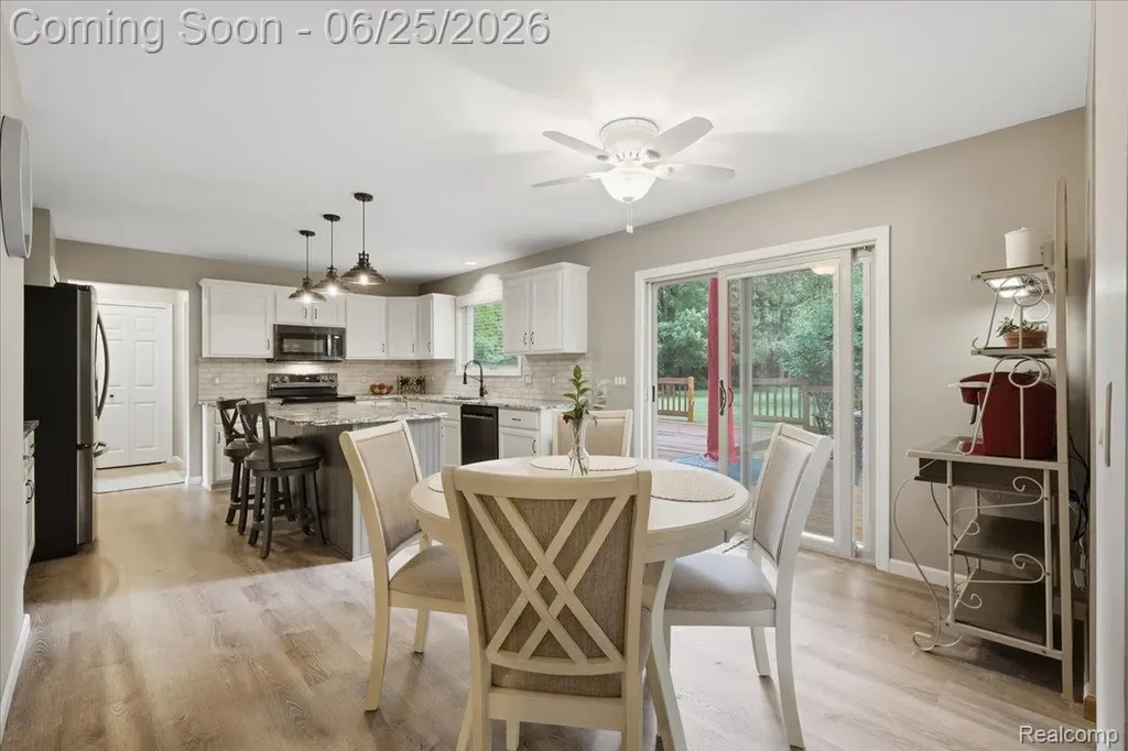 5762 Garnet Circle Independence Charter Township MI 48348