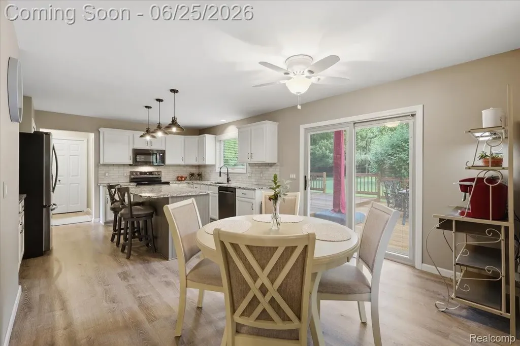 5762 Garnet Circle Independence Charter Township MI 48348