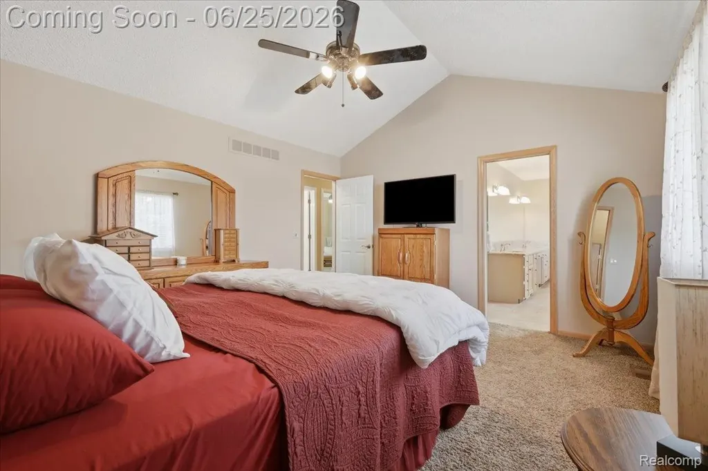 5762 Garnet Circle Independence Charter Township MI 48348