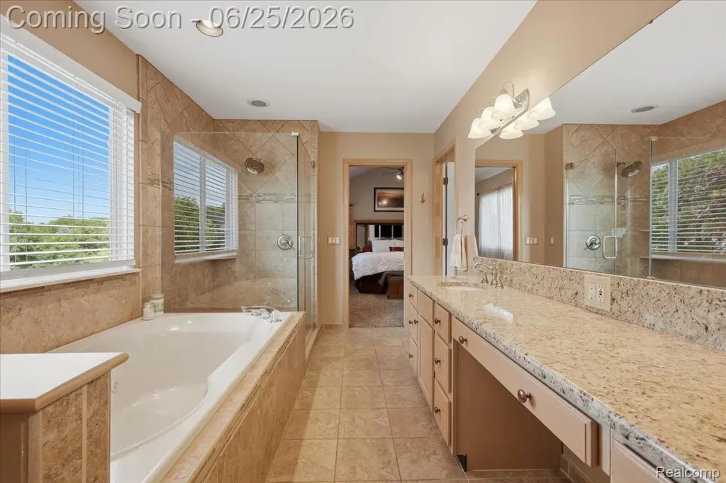 5762 Garnet Circle Independence Charter Township MI 48348
