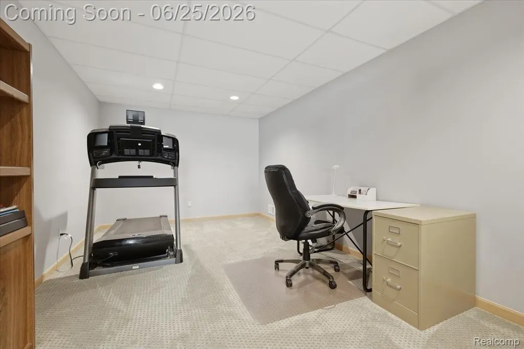 5762 Garnet Circle Independence Charter Township MI 48348