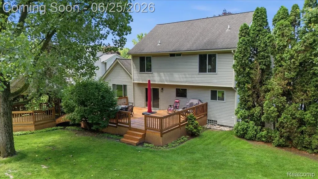 5762 Garnet Circle Independence Charter Township MI 48348