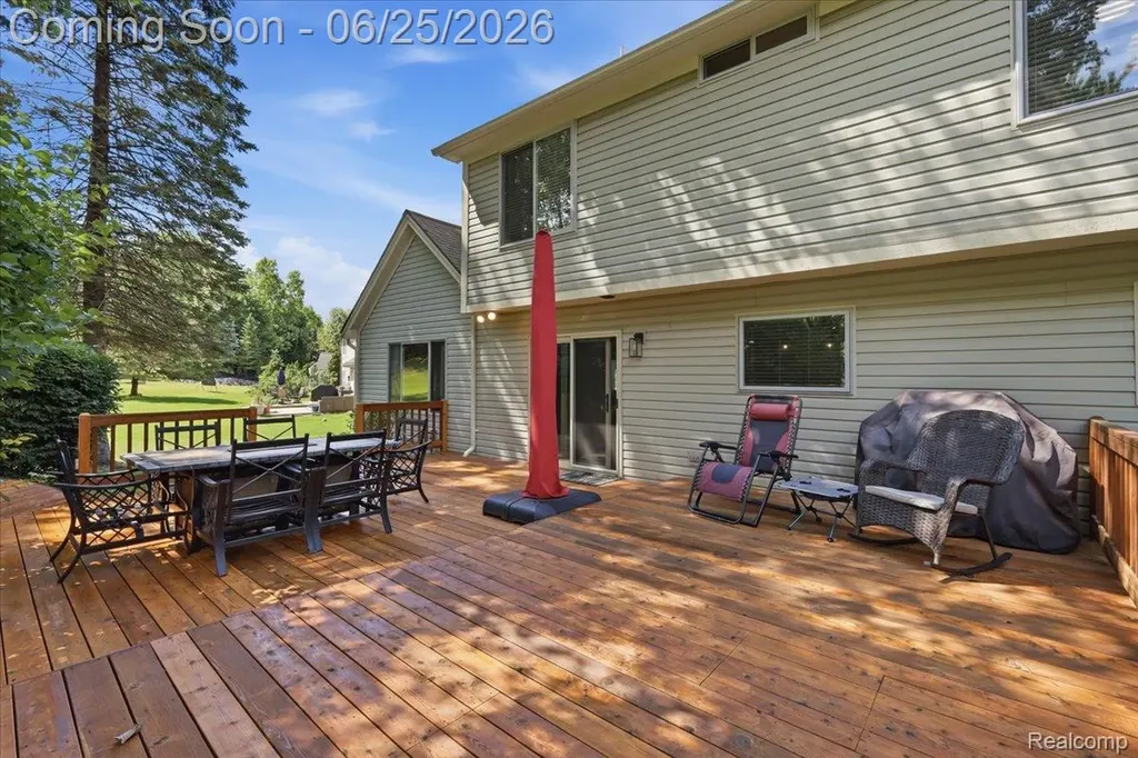 5762 Garnet Circle Independence Charter Township MI 48348